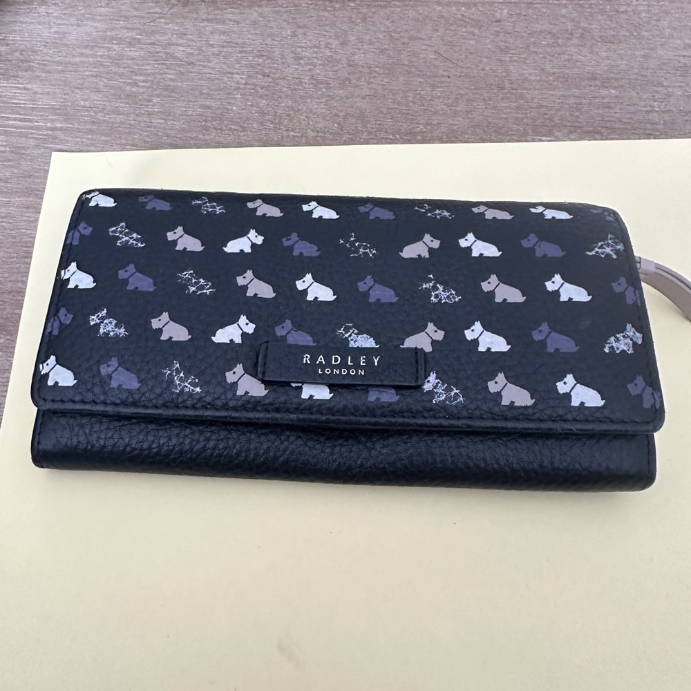 Organization!  Thy name is Radley London!